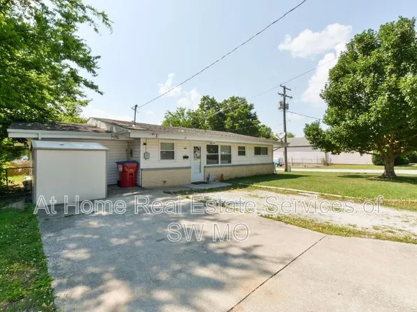 116 E Anderson St, Republic, MO 65738