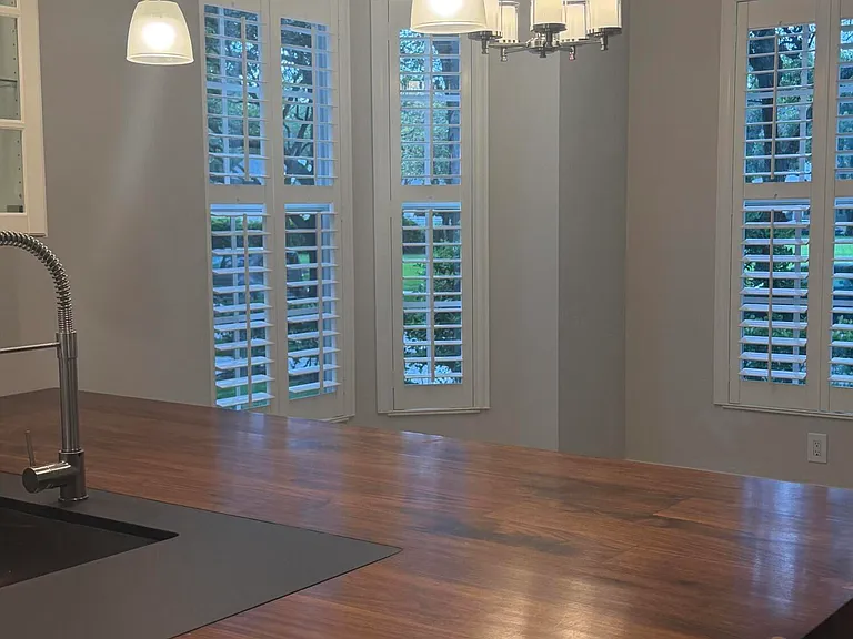 262 Iris Dr — Photo 6