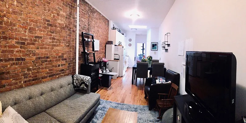 Rented by Level Group | media 5