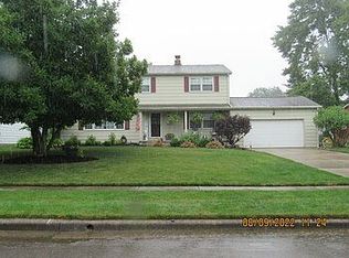 681 Forestridge Dr, Boardman, OH