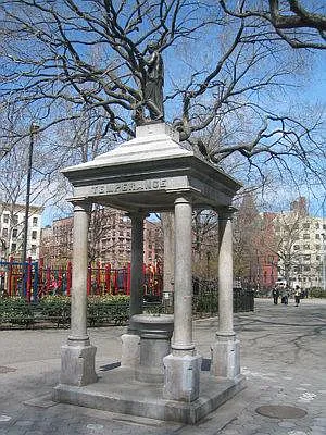 Rented by Oxford Property Group | media 18