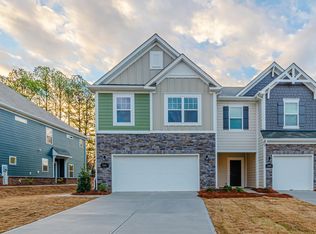 240 Harpers Run Ln, Matthews, NC 28104