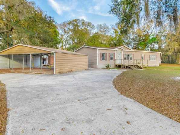 100 Betsy Ross Pl, Satsuma, FL 32189