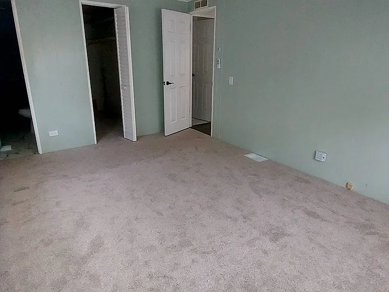 245 Lake Tarpon Dr — Photo 16