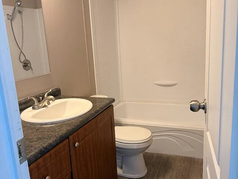 Unit Photo