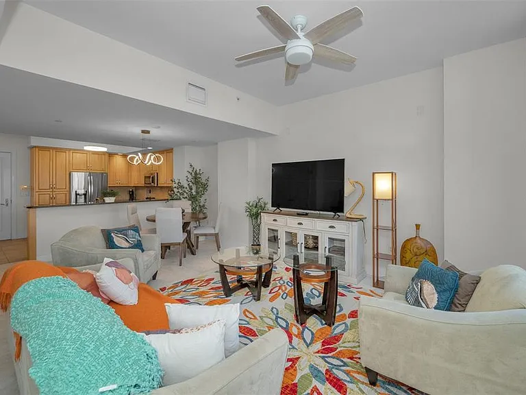331 Cleveland St #310 — Photo 7