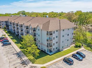 Condominium, Windsor, ON N9C 4G3