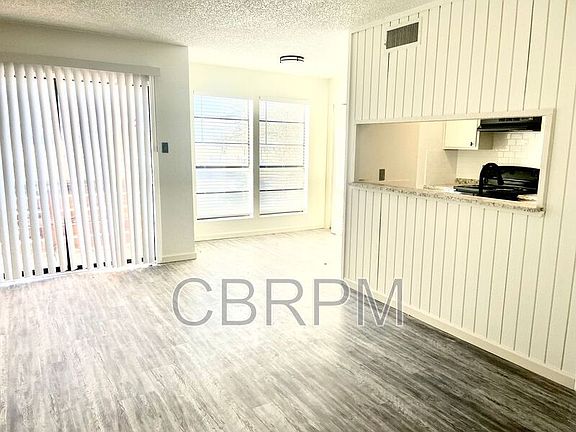5th image of 604 NW 15th St #21