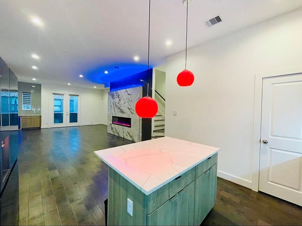 1st image of 5855 Dolores St
