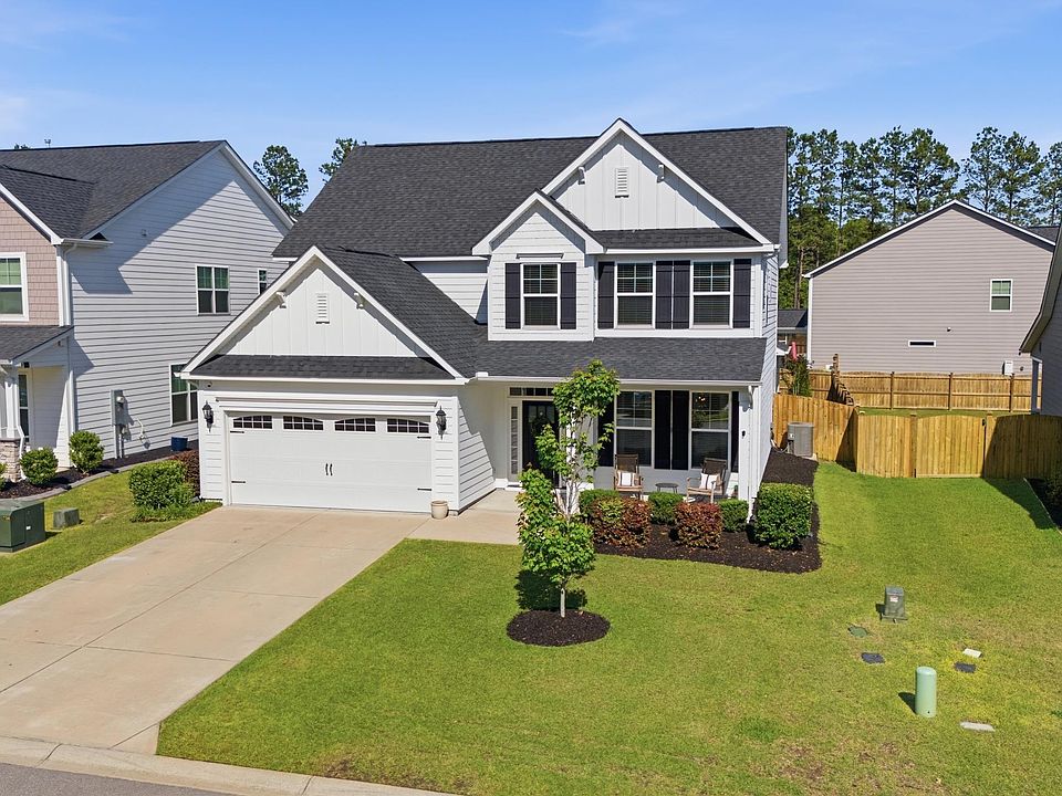 1st image of 317 Autumn Pond Dr