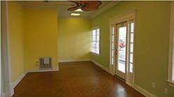 4th image of 9 Center St