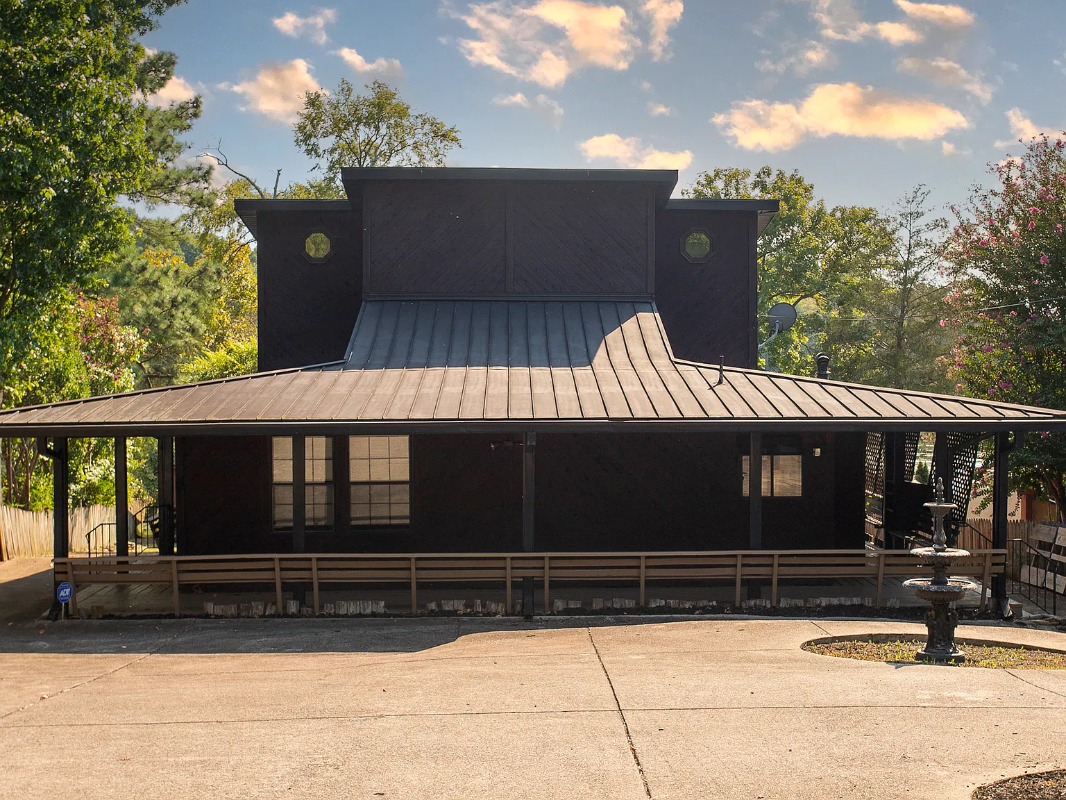 335 River Drive - 1 — Photo 1