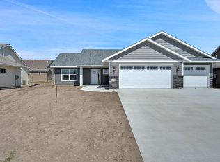 1312 Linwood Rd, Belle Plaine, MN 56011