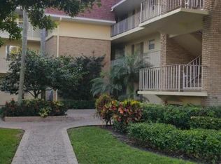 5570 Tamberlane Cir APT 332, Palm Beach Gardens, FL 33418