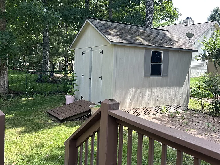 193 Berkshire Loop — Photo 24