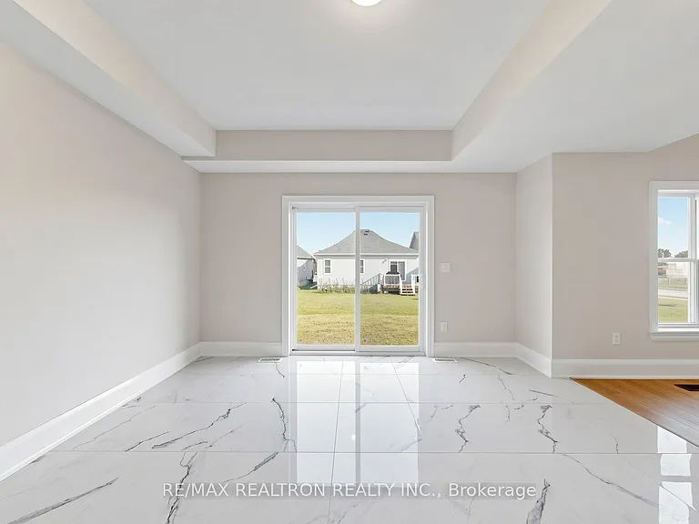 4 Braeburn St — Photo 18