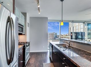 123 S Green St, Chicago, IL 60607