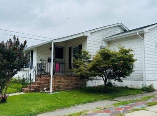 264 Market St, Carneys Pt, NJ 08069
