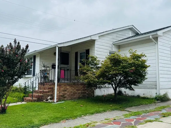 264 Market St, Carneys Pt, NJ 08069