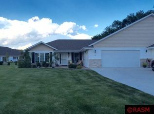 14 Sarah Cir, North Mankato, MN 56003