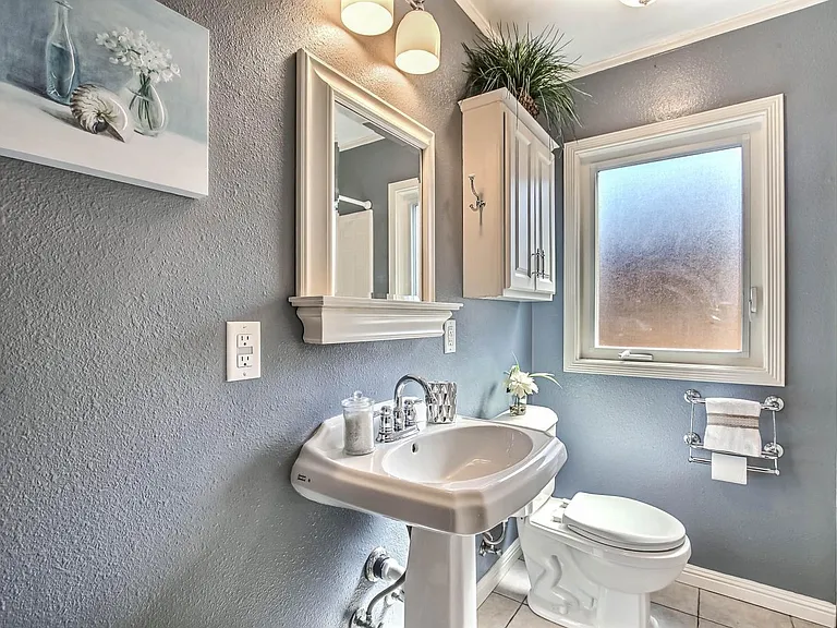1359 Keoncrest Ave — Photo 13