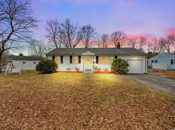 27 Suffolk Rd, Sharon, MA 02067