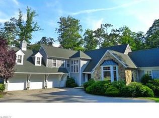 8780 Fox Hollow Ln, Kirtland Hills, OH 44060