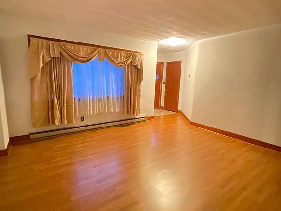 3rd image of 7239 Jericho Rd