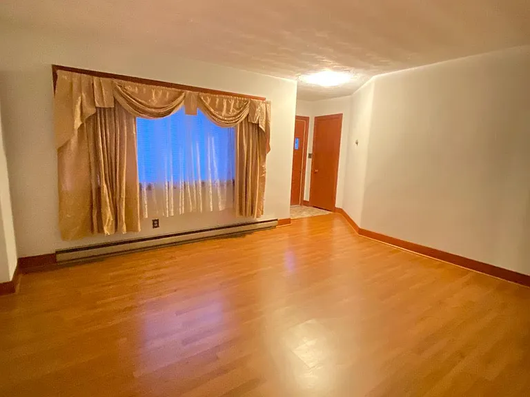 7239 Jericho Rd — Photo 3