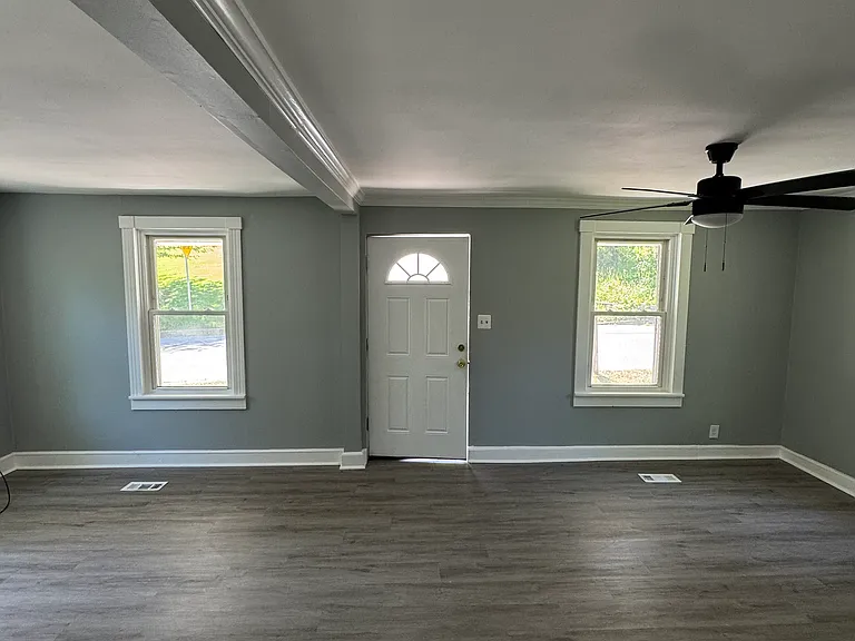 1316 Pleasant Valley Rd — Photo 18