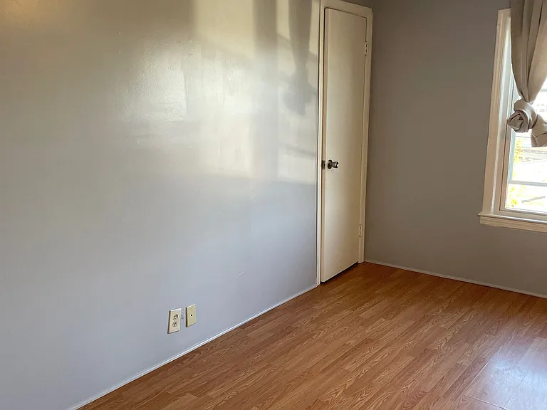 28 Cedar St #3 — Photo 13