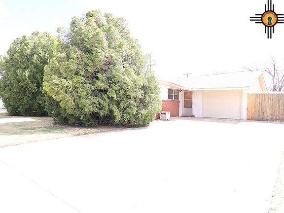 2nd image of 301 Manson Dr