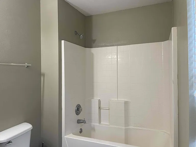 817 Greene Way — Photo 9