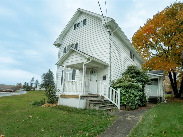 202 Clearfield Ave, Punxsutawney, PA 15767