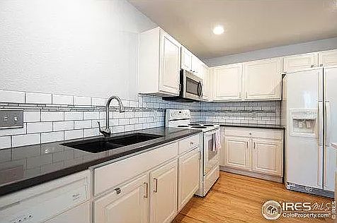 4th image of 1927 Dove Creek Cir