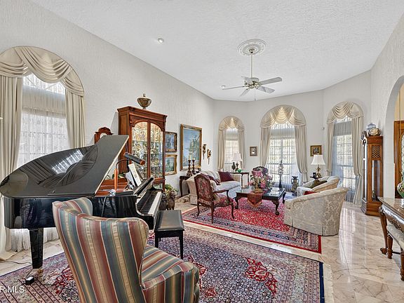 2nd image of 8536 Mountain Ash Dr