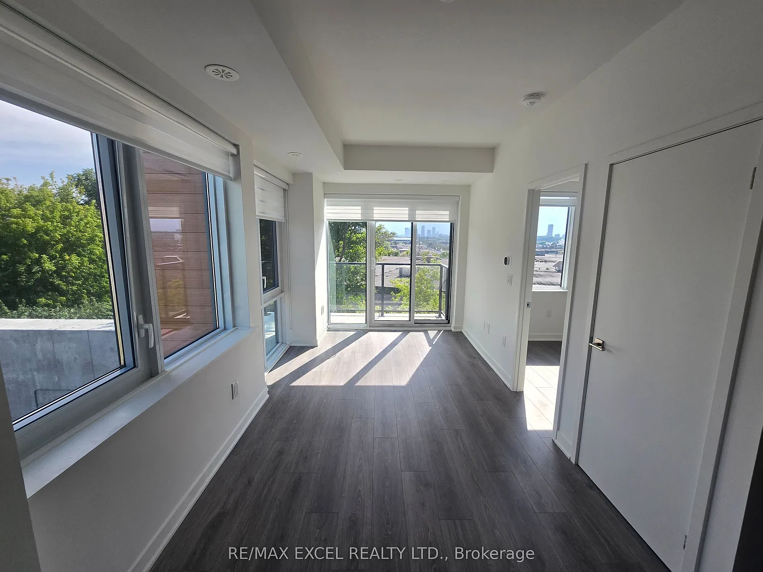3 bed, $3,000 — Photo 3