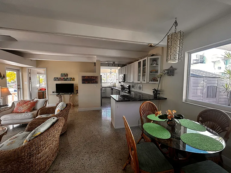 64 Seagate Blvd — Photo 26