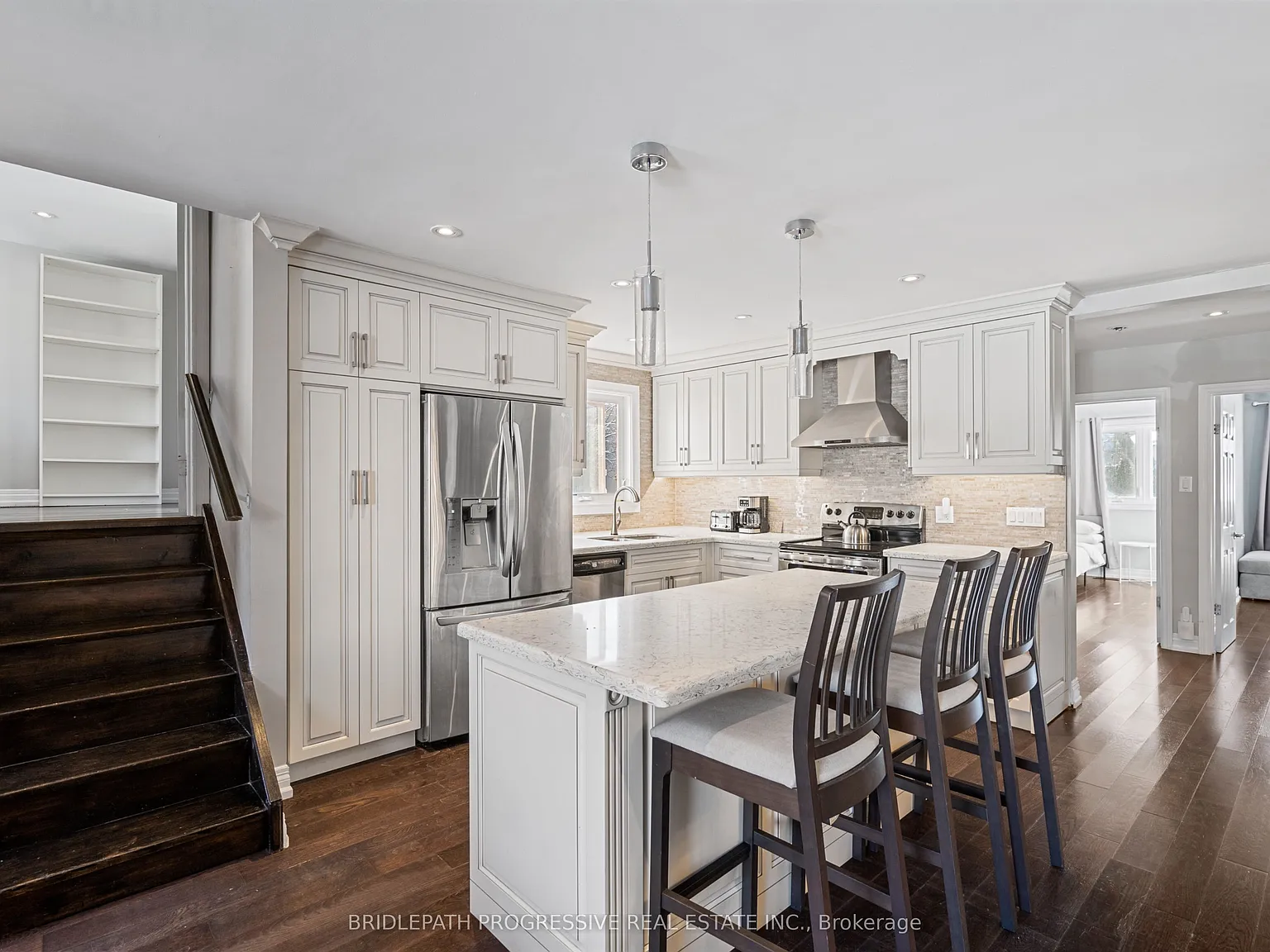 3 bed, $4,000 — Photo 4