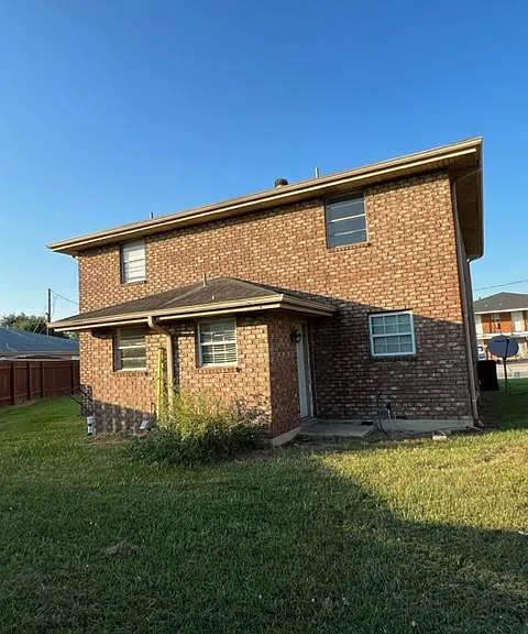 8410 W Livingston Ave — Photo 13