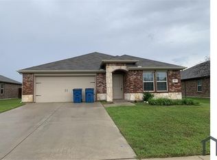 304 Saw Mill Rd, Royse City, TX 75189