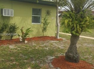 230 SW 6th St, Dania, FL 33004