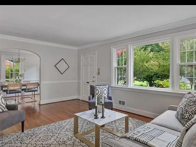 5013 W Franklin St — Photo 12