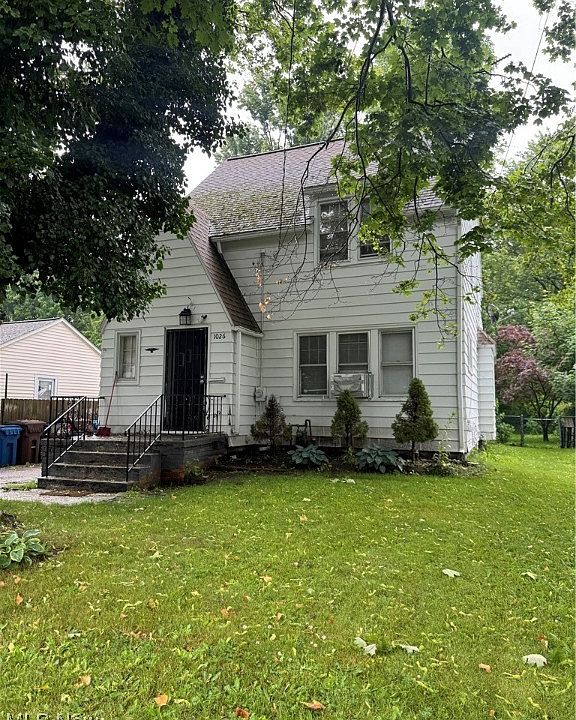 1st image of 1026 Skinner Ave