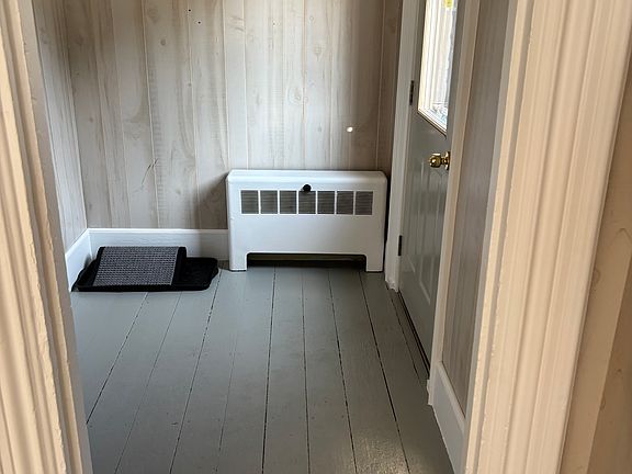2nd image of 72 Crescent St #A