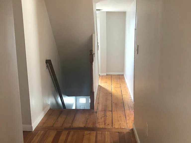 10 Front St #2 — Photo 5