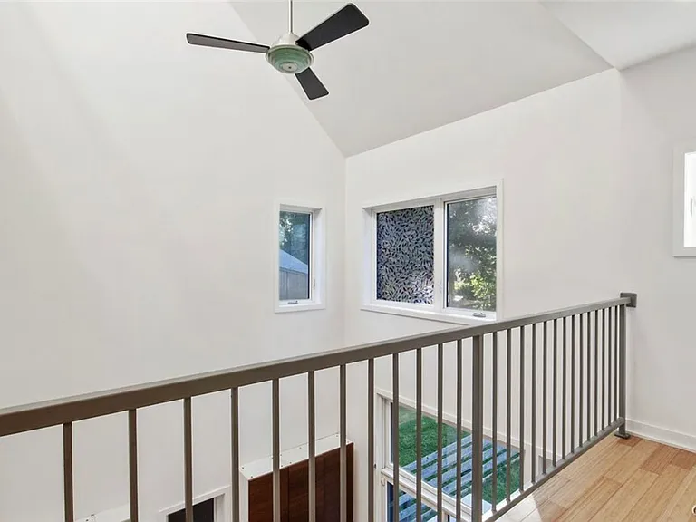 621 Otisco St — Photo 39