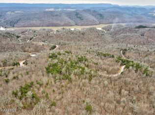 964 Whistle Valley Rd, New Tazewell, TN 37825