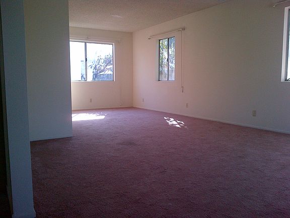 3rd image of 128 Montana St APT D