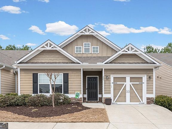 3rd image of 151 Point View Dr